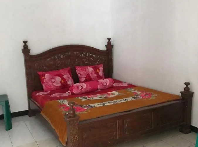 Villa 3 Putri 27 Malang