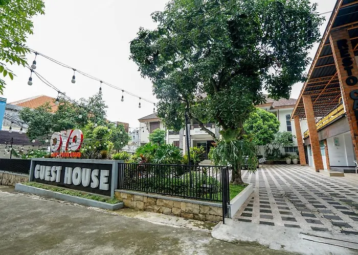 Oyo 282 Putri Utari Residence Malang